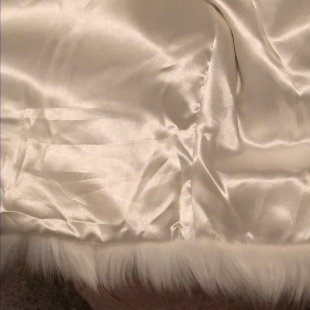 Fur coat - Picture 6 of 6